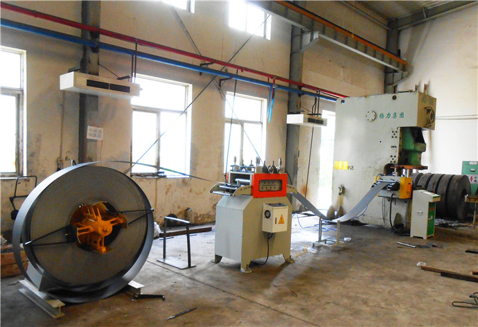 口罩鼻梁條設(shè)備，自動(dòng)材料架